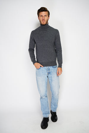 Classic turtleneck sweater with long sleeves knit in 2 threads