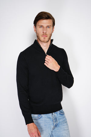 Zipped trucker neck sweater with long sleeves knitting in 2 threads