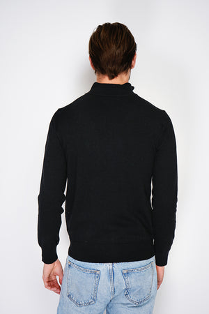 Zipped trucker neck sweater with long sleeves knitting in 2 threads