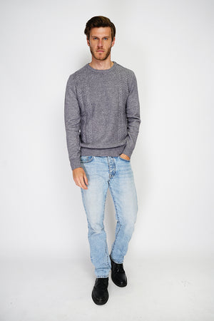 Fancy knitted crew neck sweater with long sleeves in 4 threads