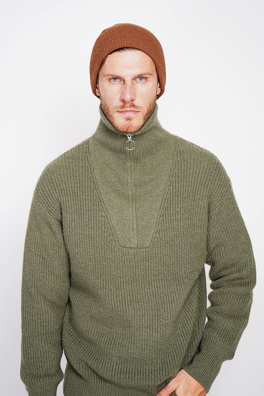 Fancy knit zipped trucker neck sweater with long sleeves