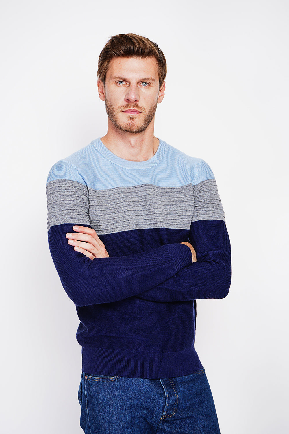 Long sleeve fancy knit crew neck sweater