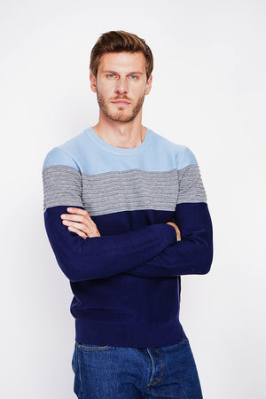 Long sleeve fancy knit crew neck sweater