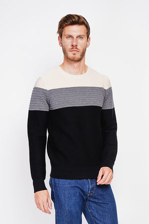 Long sleeve fancy knit crew neck sweater