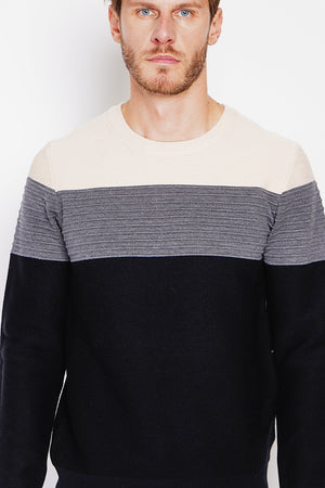 Long sleeve fancy knit crew neck sweater