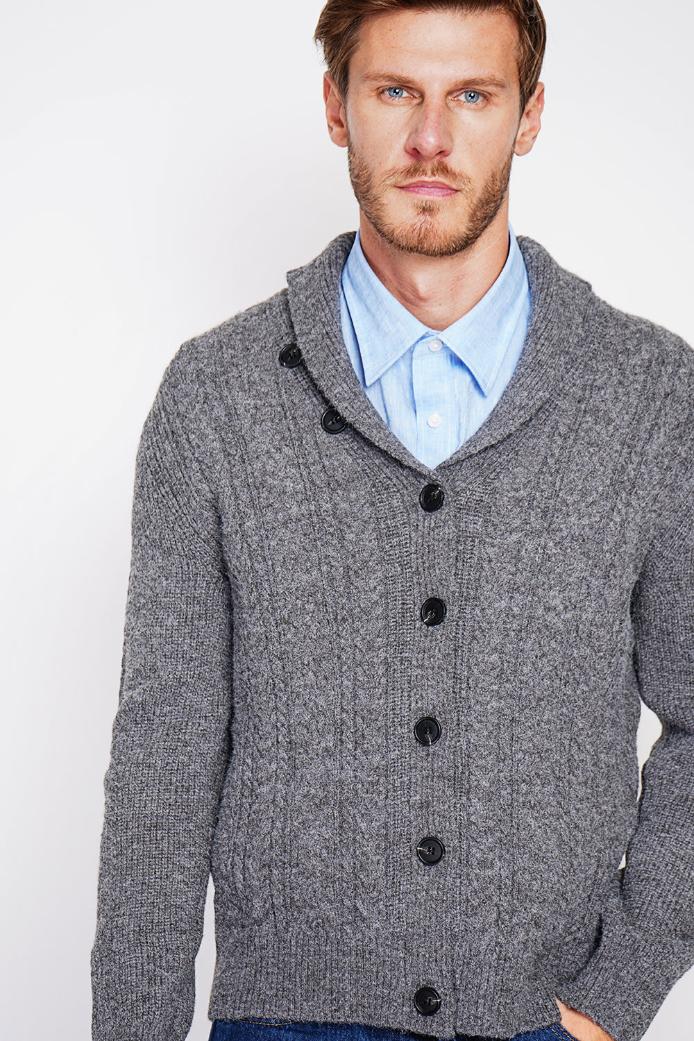 Long-sleeved twisted buttoned shawl collar cardigan