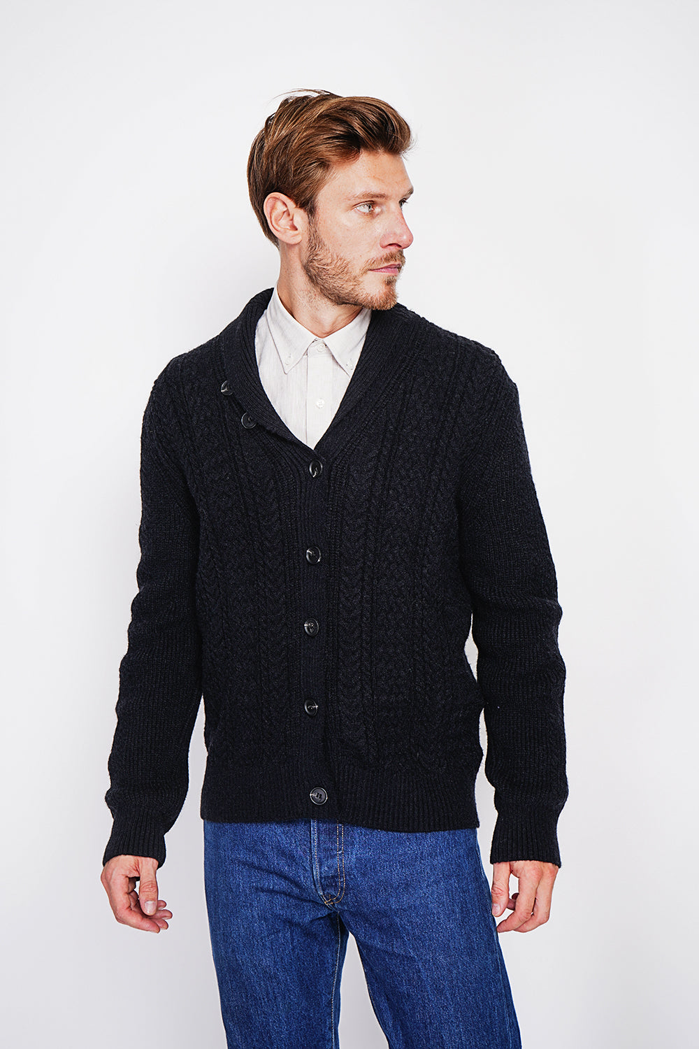 Long-sleeved twisted buttoned shawl collar cardigan