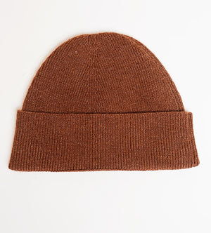 Mixed hat in 4-ply English ribbing