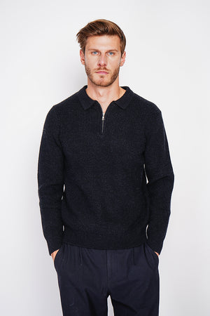 Half-zip polo sweater with long sleeves in 6 threads