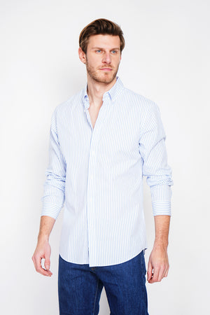 Plain linen shirt with classic collar