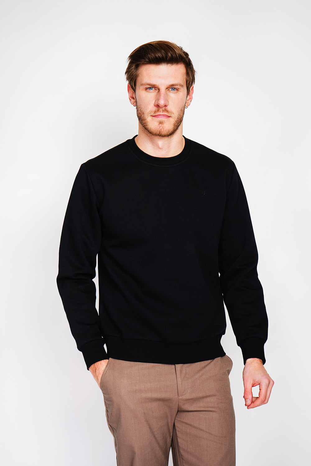 Double-sided fleece crew neck sweatshirt with chest logo