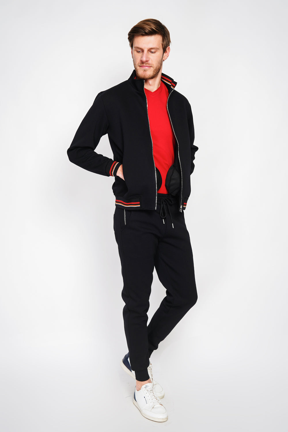 Gilet zippé col montant en molleton – Noir – William de Faye