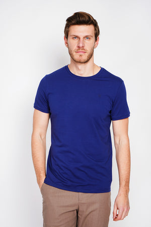 Short sleeve crew neck T-shirt with chest logo