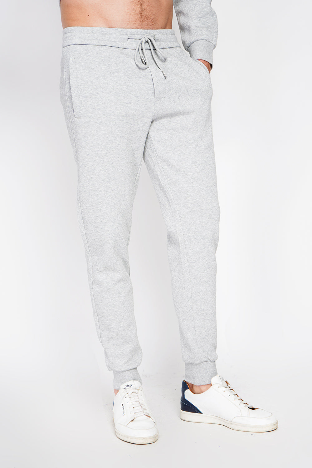 Jogging pants, elastic waist with drawstring with side pockets – Grey – William de Faye
