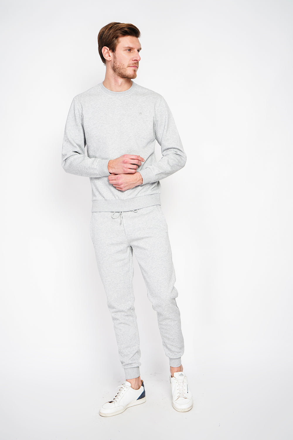 Jogging pants, elastic waist with drawstring with side pockets – Grey – William de Faye
