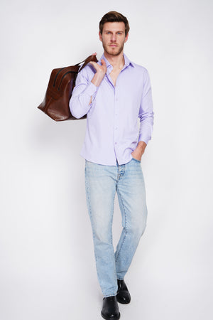 Straight cut shirt with classic collar, two-button broken cuff, technical material