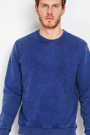 Washed effect round neck sweatshirt with long sleeves