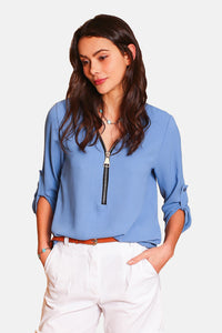 Zipped V neckline shirt with 3/4 sleeves