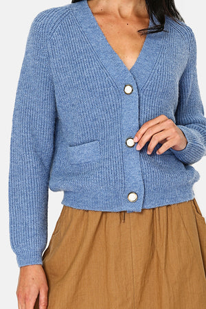 V-neck cardigan with buttons and fancy knitting