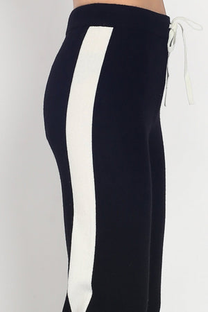 BI-COLOR SWEATPANT WITH SIDE STRIPES AND DRAWSTRING AT THE WAIST