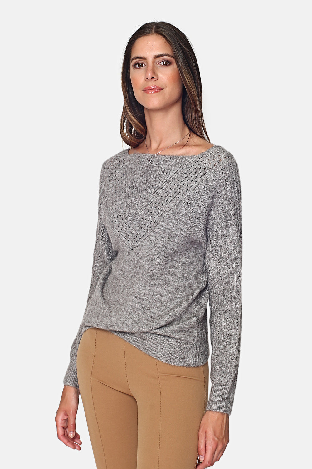 Pullover mit V-Ausschnitt vorne oder hinten und langen, leicht gepufften Ärmeln aus raffiniertem Strick