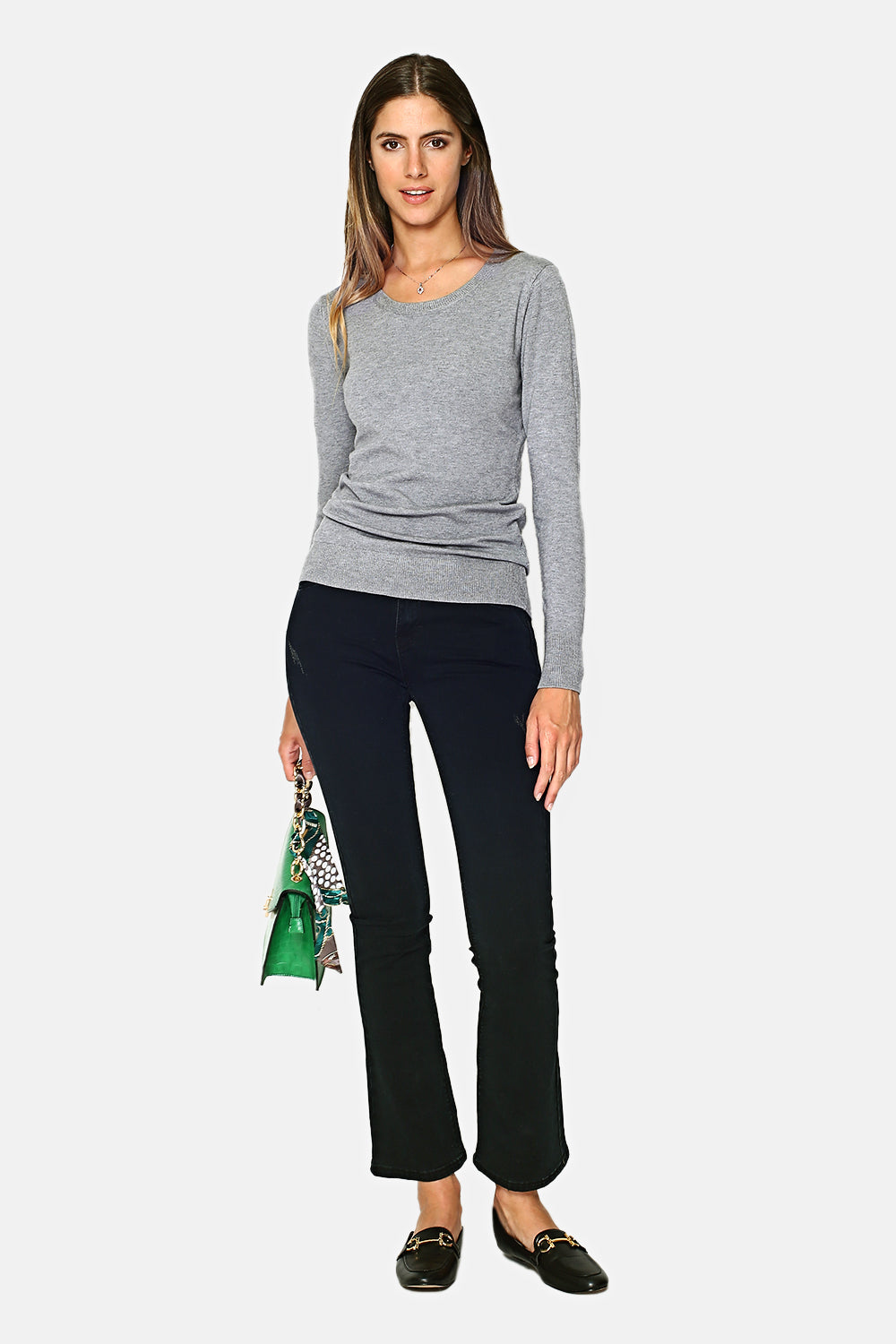Long-sleeved round neck sweater